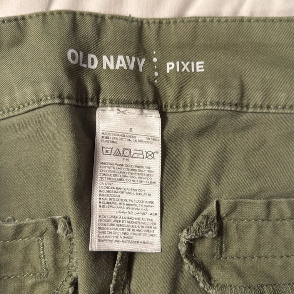 Old Navy Pixie Women's Green Cargo Shorts-6